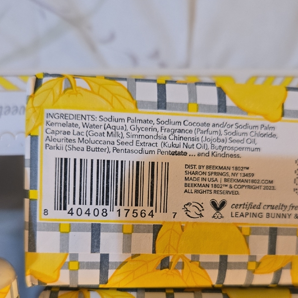 Beekman 1802 Sunshine Lemon And Goat's Milk Body Cream and Soap Set - Picture 8 of 8